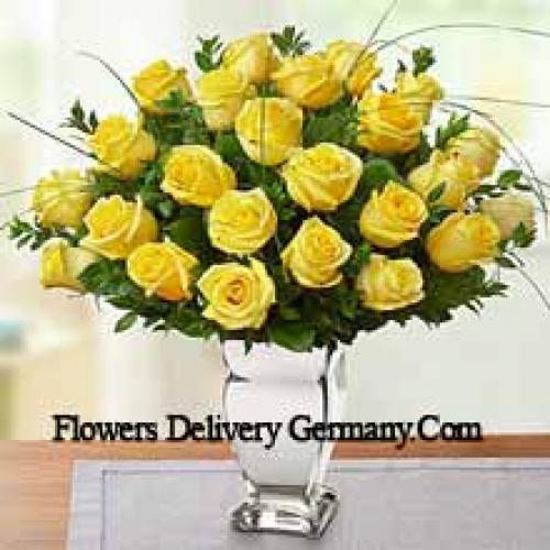 Elegant 25 Yellow Roses