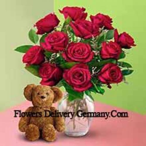 11 Roses in Vase with Teddy